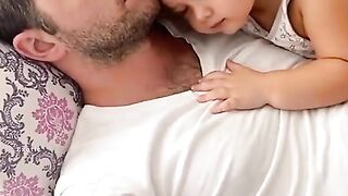 Cute baby ????????