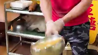 peanuts Making RJ.