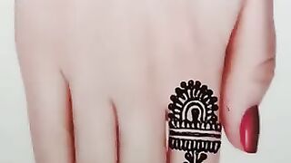 Latest mehndi design