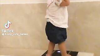 funny baby react