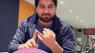Zeeshan Riaz - Facebook.mkv