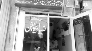 15 saal sa halal rizq kamana wala barber ka josh