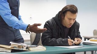 teacher-caught-his-student-cheating-during-an-exam