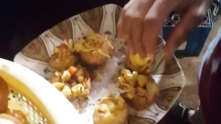 Gol gappaa pani puri)
