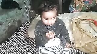 Zaroo eating meat
