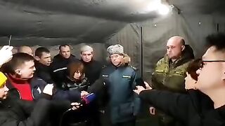 Поисково-спасательные работы в кузбасской шахте приостановлены до утра