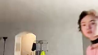 Карина ВЫЛОЖИЛА НОВЫЙ ТИКТОК   tik tok   TIKTOK  КаРАмБаБа KARRRAMBABY  111 тик ток