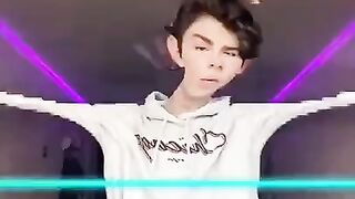 Макс или Сима ВЫЛОЖИЛ НОВЫЙ ТИКТОК   tik tok   TIKTOK   alexmymymy  741 тик ток