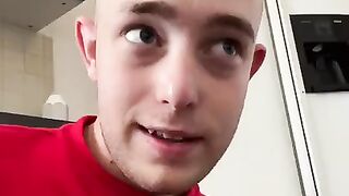 МАКС НА БАЗЕ ВЫЛОЖИЛ НОВЫЙ ТИКТОК   tik tok   TIKTOK   klymtok klymstagram 421