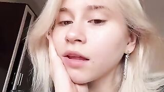 МАРУСЯ НА СВЯЗИ ВЫЛОЖИЛА НОВЫЙ ТИКТОК   tik tok   TIKTOK   vashamarousia ваша маруся 761 тик ток