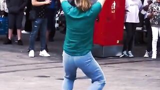 TikToker Dance Girl Trending Video #viral