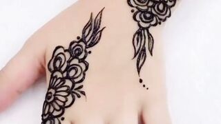 Latest Mehndi Designs for women