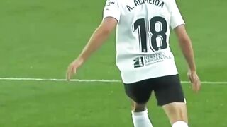 justin kluivert vs juan brandáriz #shorts #laliga