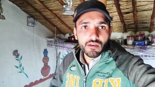 AAj Subhan ki wajah see Maar Pari