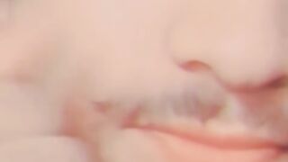 Kia song hai