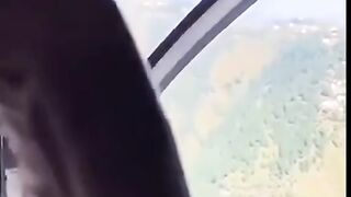 Imran Khan helicopter Mein Namaz padh raha hai
