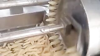 Pasta Fryums Machine