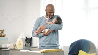 Johnson's Head-to-Toe Gentle Tear-Free Baby & Newborn Wash & Shampoo.