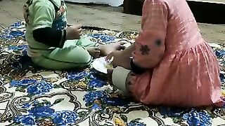 Kids eat