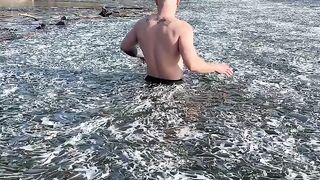 ПРИКОЛ  ХОЛОДНОЕ И ПЕННОЕ ????