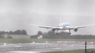 pilot-landing-diagonally-in-40-knot-wind-wow
