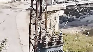 Wapda funny Arabic video