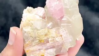 Tourmaline specimen