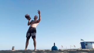 Exercise & Fitness Kettlebell Training