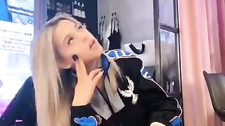 ЮЛЬКА ШПУЛЬКА ВЫЛОЖИЛ НОВЫЙ ТИКТОК   tik tok   TIKTOK   gavrilinaa Юлия Гаврилина 911