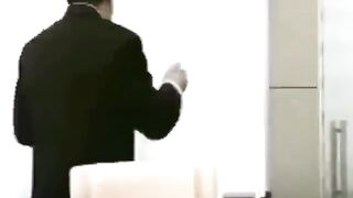 Very funny moments when my Boss give the presentation
