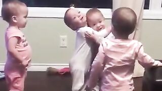 baby friends meeting