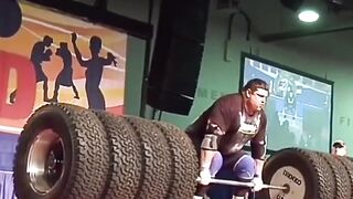 _red_circle_ 500 kg_किलो deadlift RECORD #febpostshorts #febpostvideos #world #interesting #amazing #wonderful #heavy weight