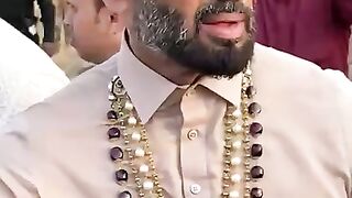 Suneil Shetty apni beti ki shaadi mein!!
