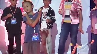 Pertandingan Lato Lato freestyles