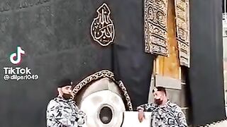 Live in madina ????