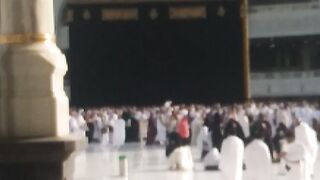 Khana kaba.