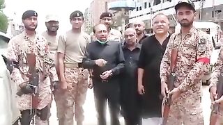 فاروق ستار کیا کہتے ہیں