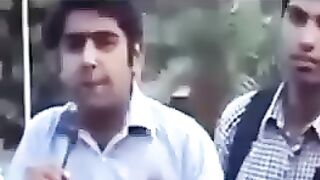 Amazing reaction of a boy .... High level of political knowledge on street