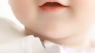 Cute baby????