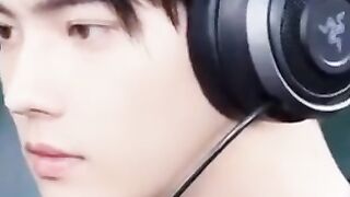 CHINESE ROMANTIC DRAMA, FALLING INTO YOUR SMILE