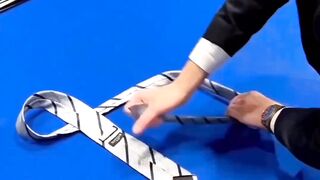 how to tie a tie