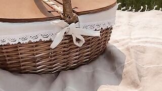 Picnic Day Tiktok ilydollette