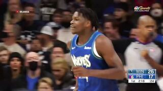 Anthony Edwards bust out an insane in-game windmill