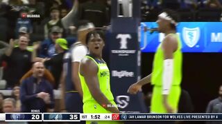 Anthony Edwards jaw-dropping dunk in transition