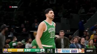 Dwight Howard and Enes Kanter traded garbage-time threes