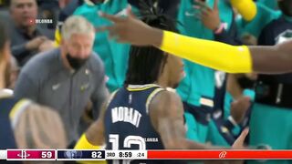 Ja Morant teaches Jalen Green a dribbling lesson