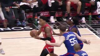 Damian Lillard tried to POSTER the living hell out of Isaiah Hartenstein