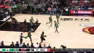 Duncan Robinson flopped so epically he took out Kyle Lowry’s ankle