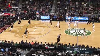Eric Paschall just abused Giannis 