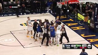 Hassan Whiteside and JaMychal Green got into a shoving match 
